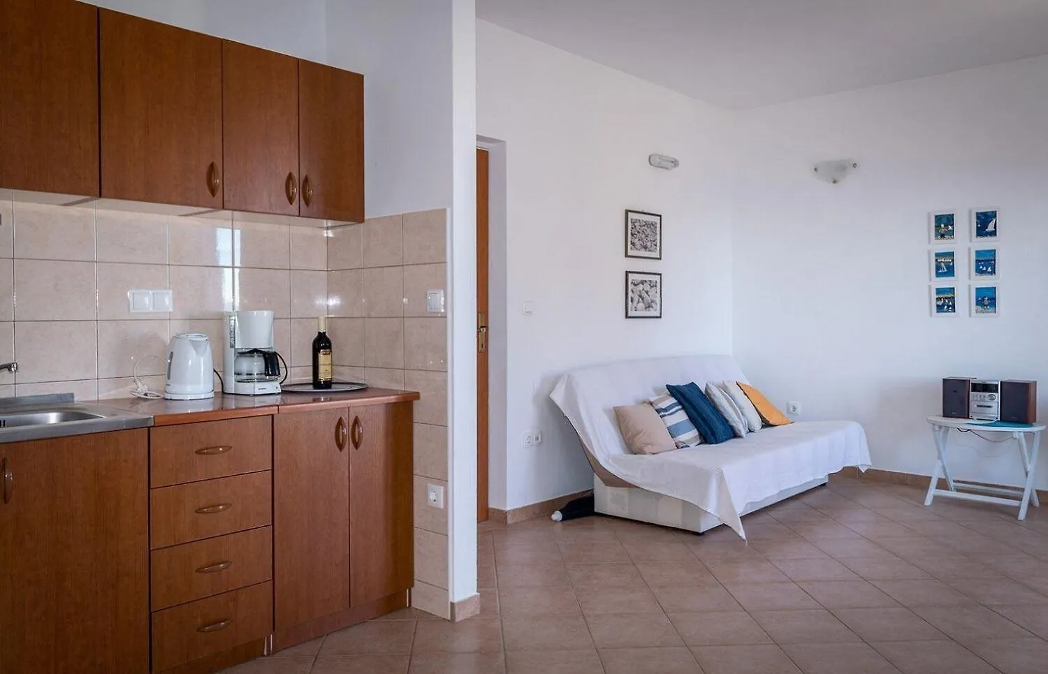 Apartments Brane - 100M From The Beach Trogir