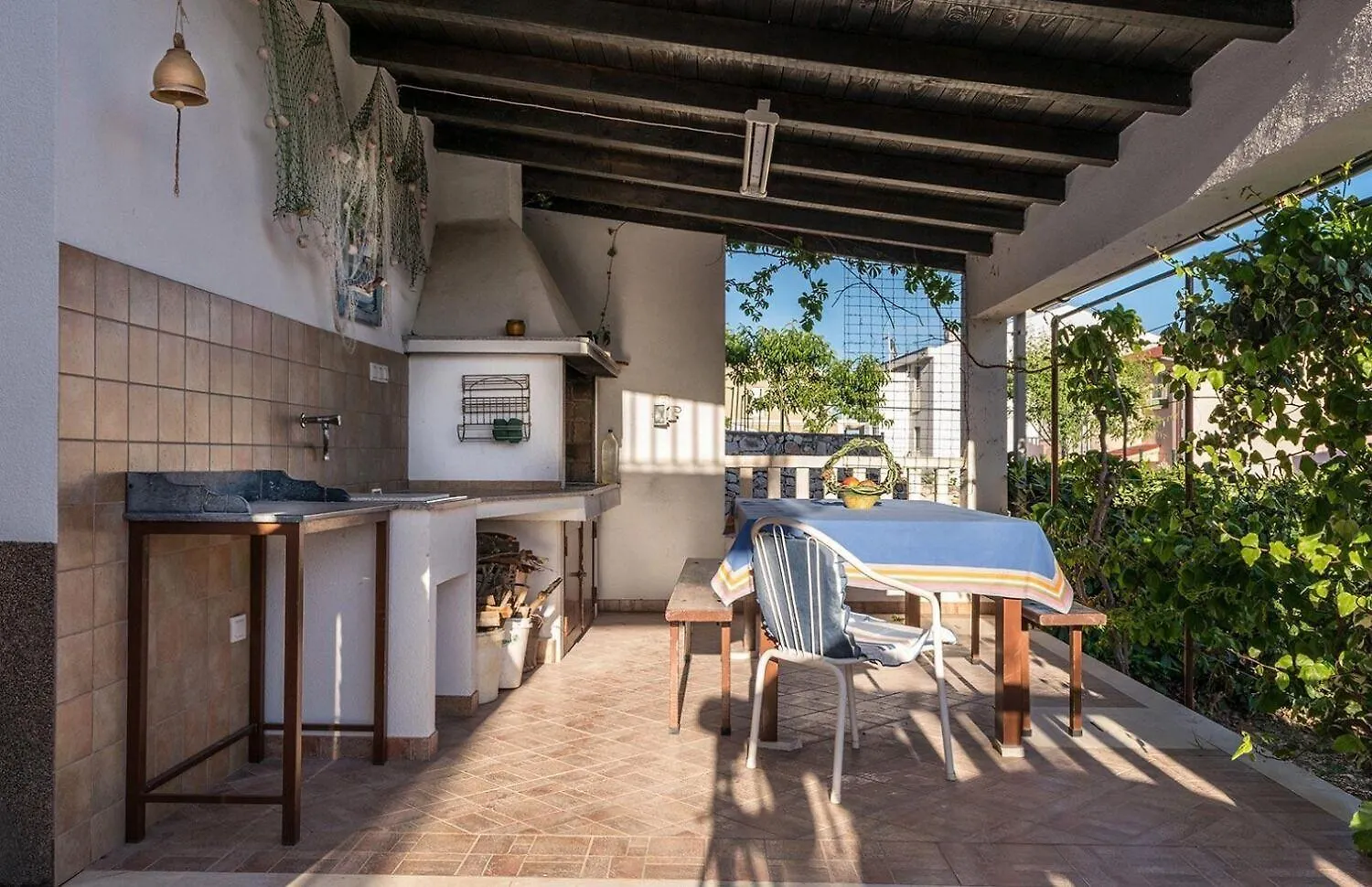 Apartments Brane - 100M From The Beach Trogir